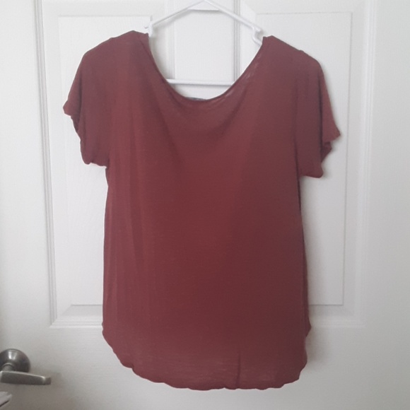 Charlotte Russe Burgundy Short Sleeve Dress Top - Picture 3 of 3